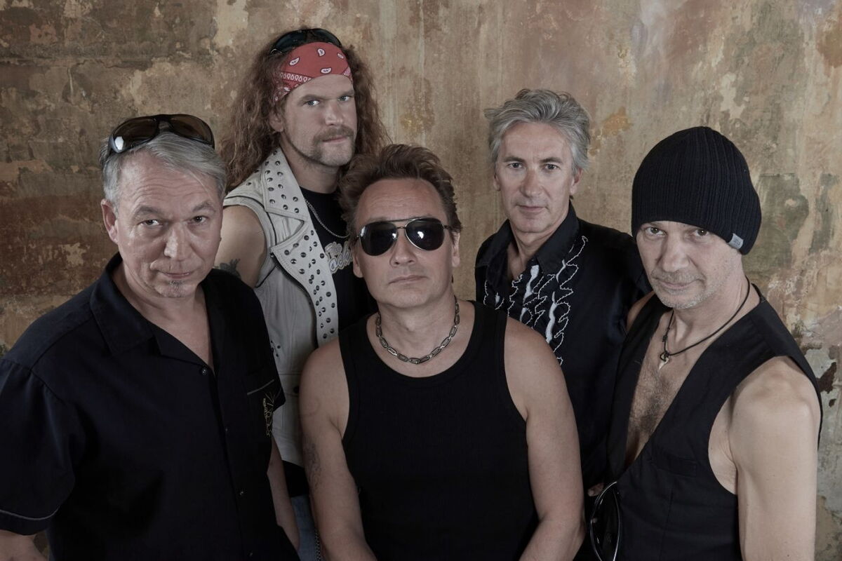 BRIAN AND THE PHOENIX LIGHTS